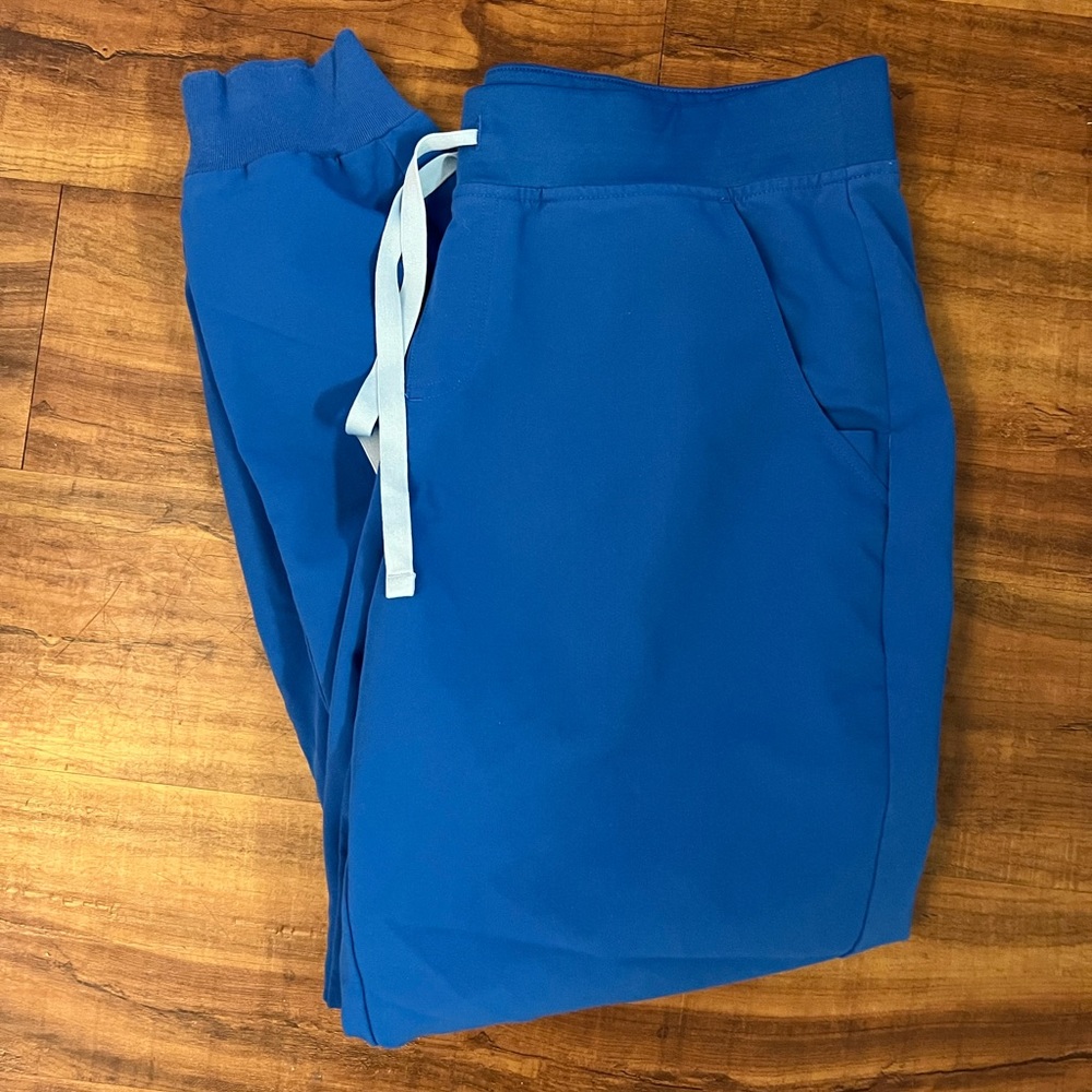Figs jogger scrub pants